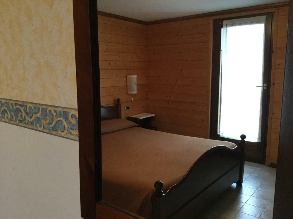 אסיאגו Albergo Ciori מראה חיצוני תמונה